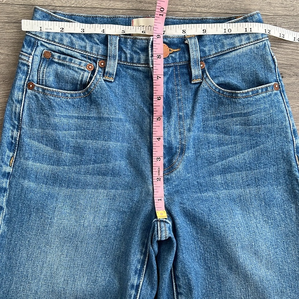 Alice + Olivia Fabulous 70s Bootcut Jeans Best Interest Blue Frayed Hem 24 Waist - Picture 11 of 12